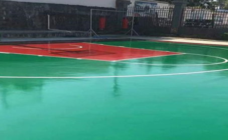 凉山篮球场翻新地面